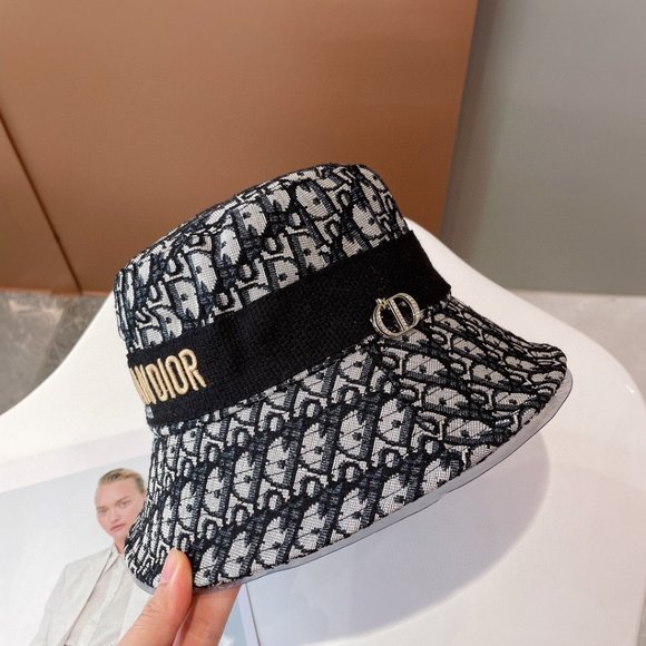 AUTHENTIC Dior  Hats main image 6